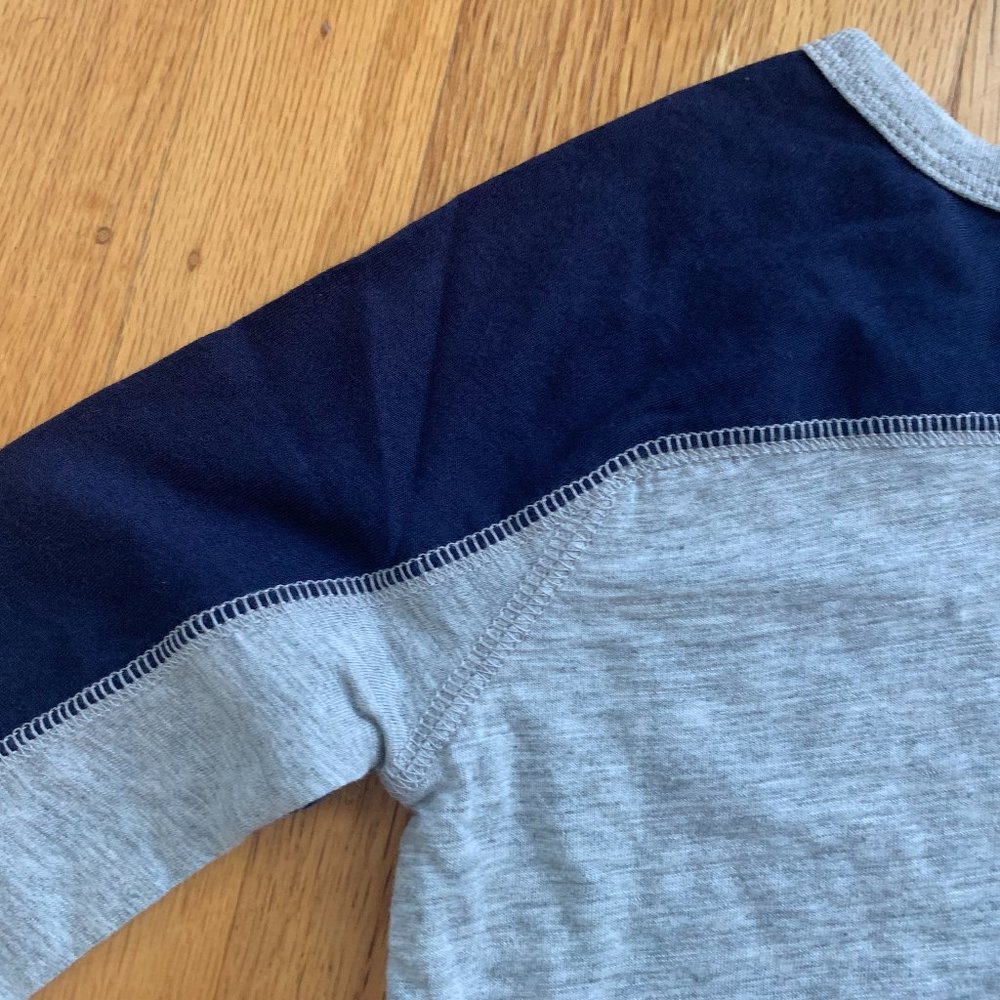 Splendid' Two-Tone Raglan Tee NWT - Picture 4 of 5